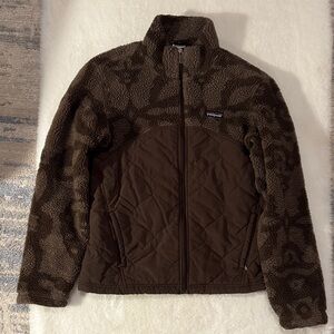 Patagonia women brown camo jacket size medium